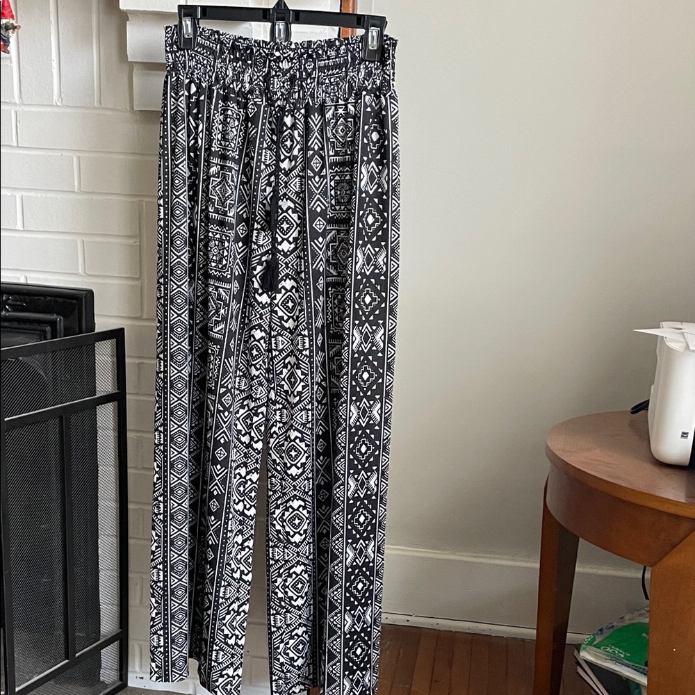 West Loop Black and White Patterned Pants